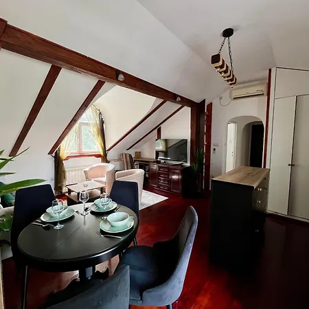 Apartament Urban Oasis *