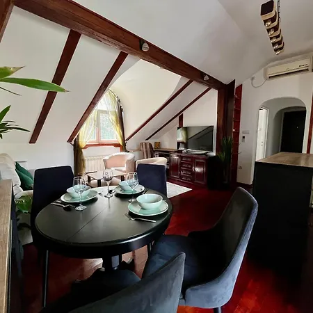 Apartament Urban Oasis